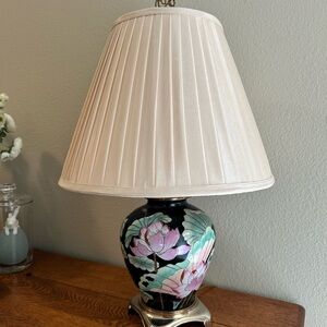 Vintage Frederick Cooper Chinoiserie "Famille Noire" Lotus Lamp